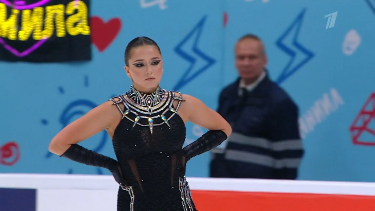Камила Валиева в своем наряде для произвольной программы на темы фильма