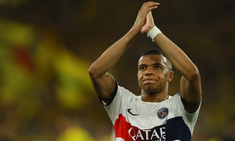 Мбаппе уезжает из