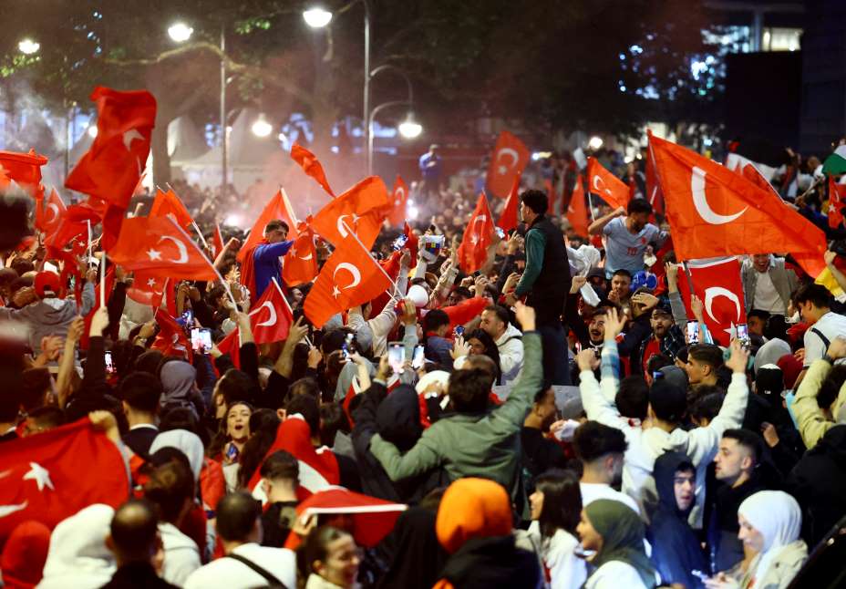 Турецкие фанаты бурно отметили выход своей сборной в четвертьфинал Евро-2024. Фото: Reuters