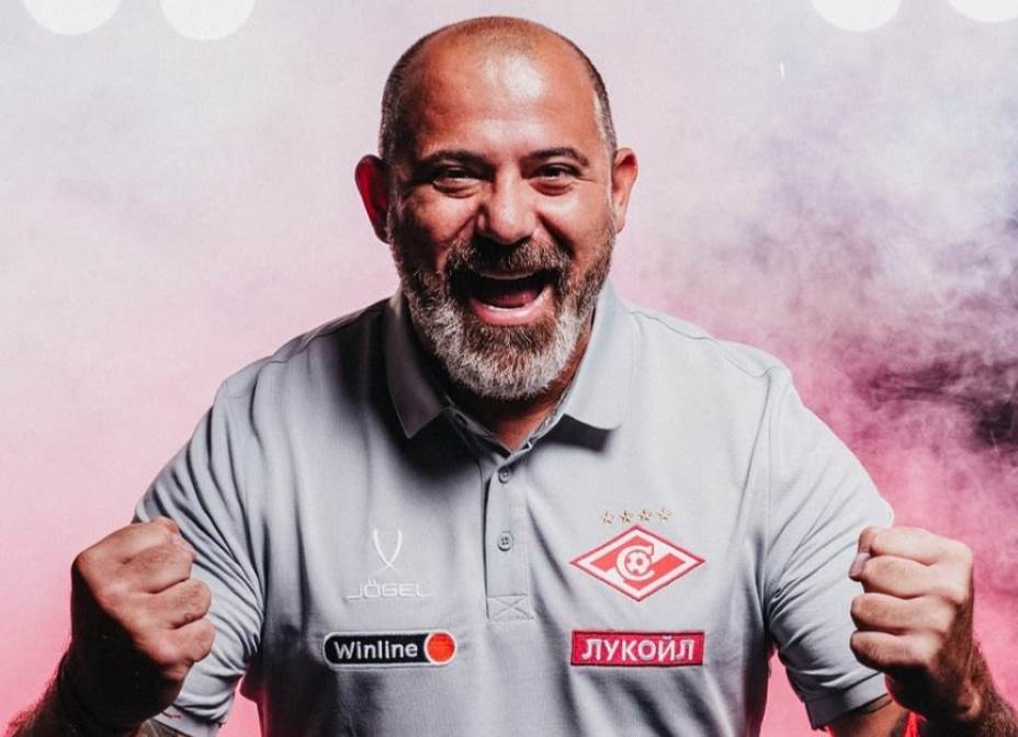 Деяна Станковича сравнивают с Массимо Каррерой не в пользу последнего, хотя итальянец приводил спартаковцев к чемпионству, а серб пока не успел. Фото: Соцсети ФК «Спартак»