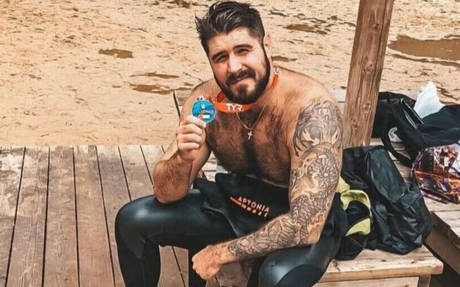 Николай Свчеников был опытным пловцом, но пропал во время массового заплыва на 6,5 км в Босфоре. Фото: Соцсети Николая Свечникова