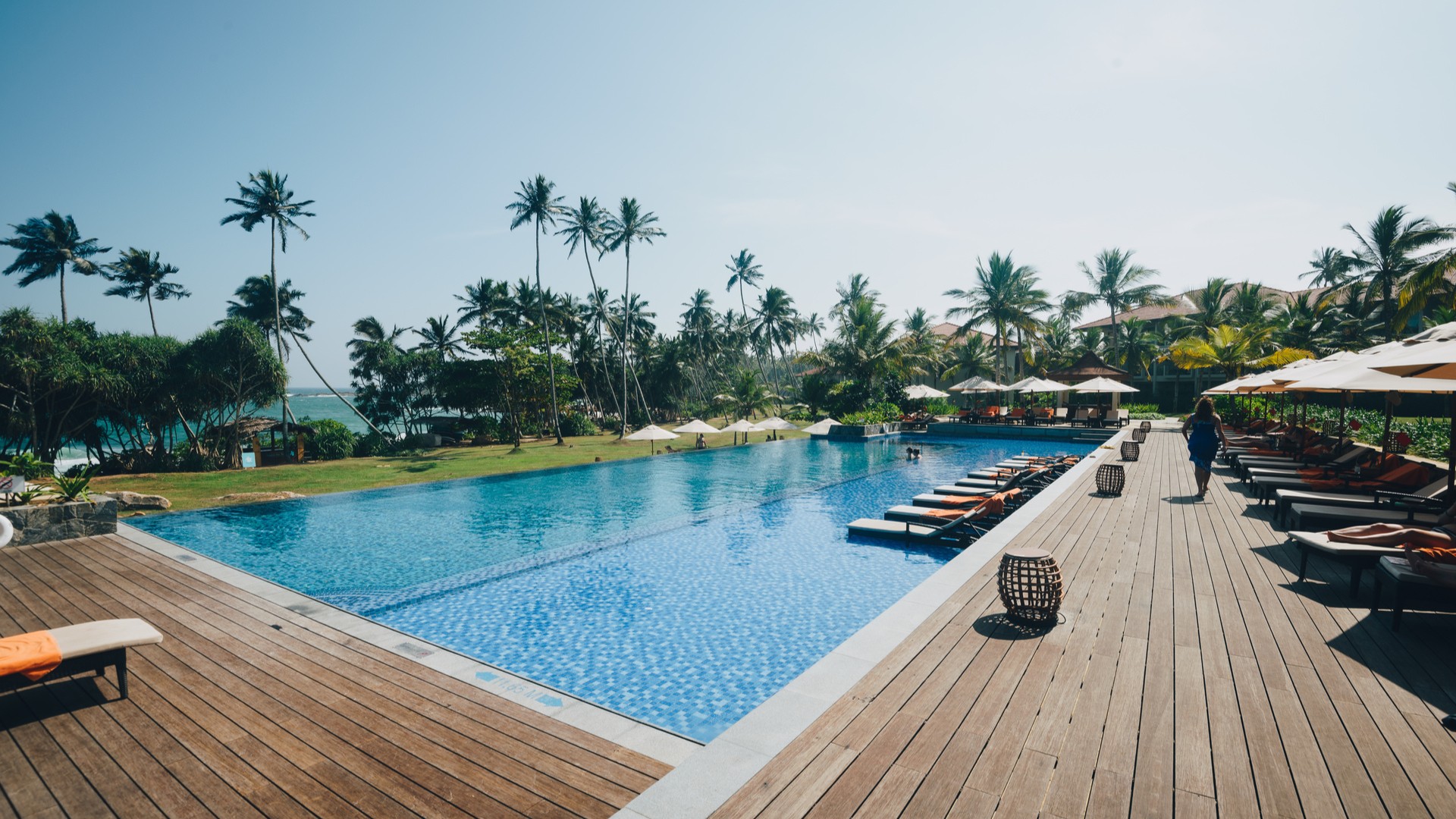 Бассейн отеля Anantara Peace Haven Tangalle Resort.