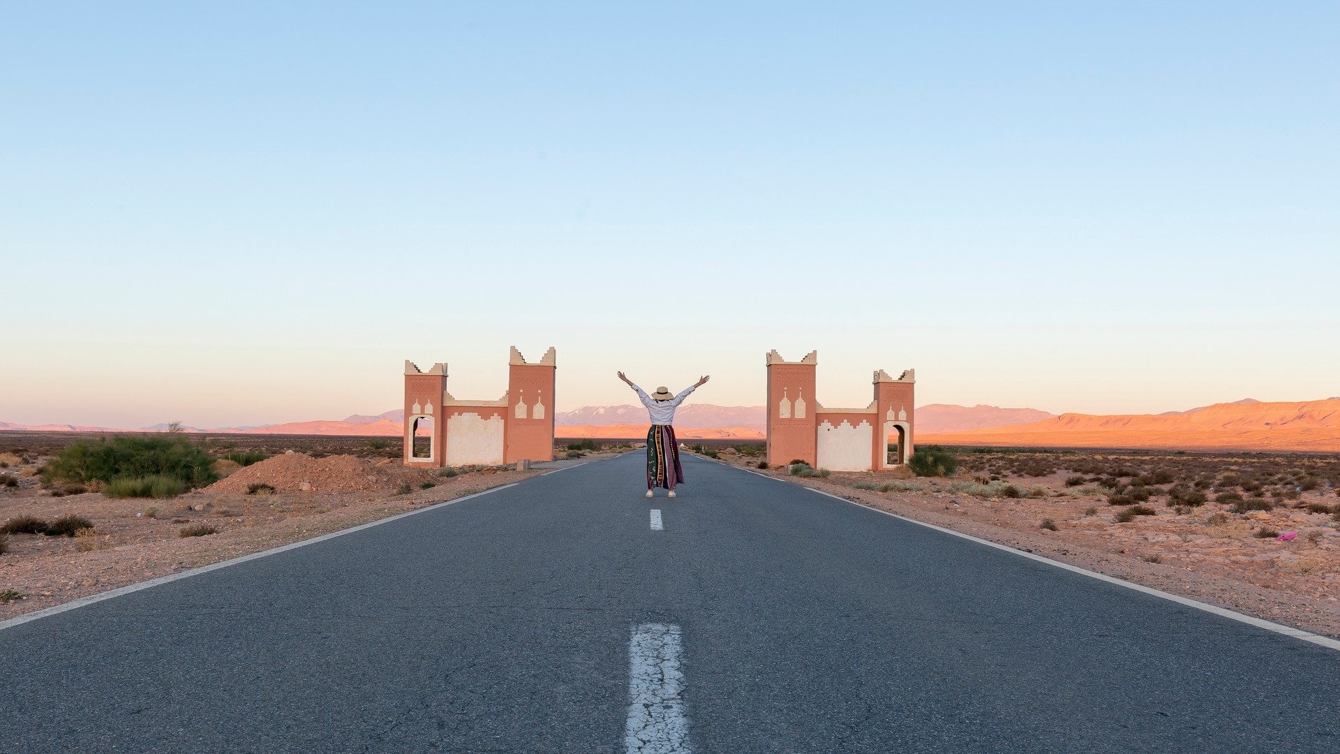 Начало великих гор - Атлас, Марокко.