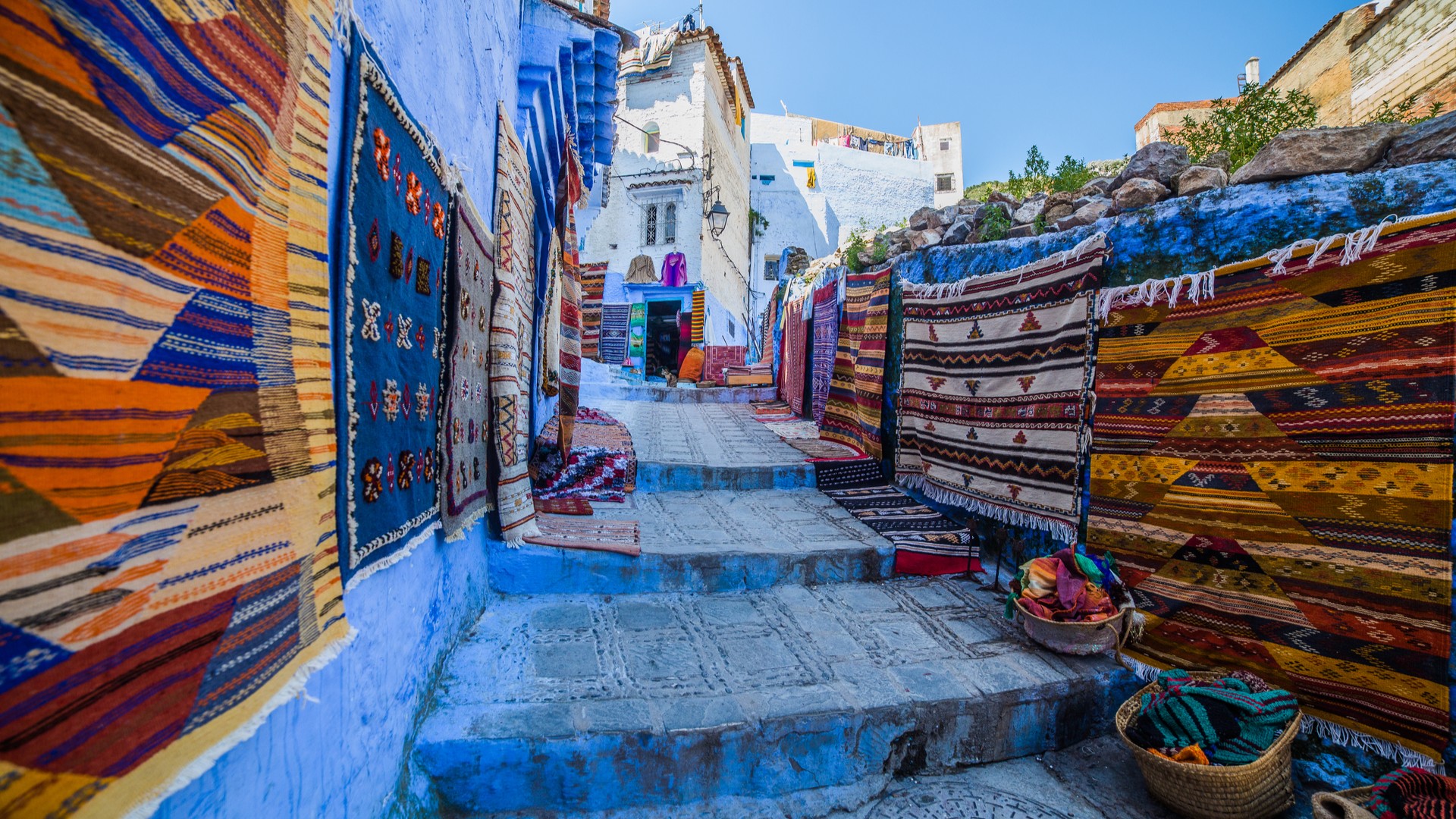 Красочная улица в Шефшауэне.