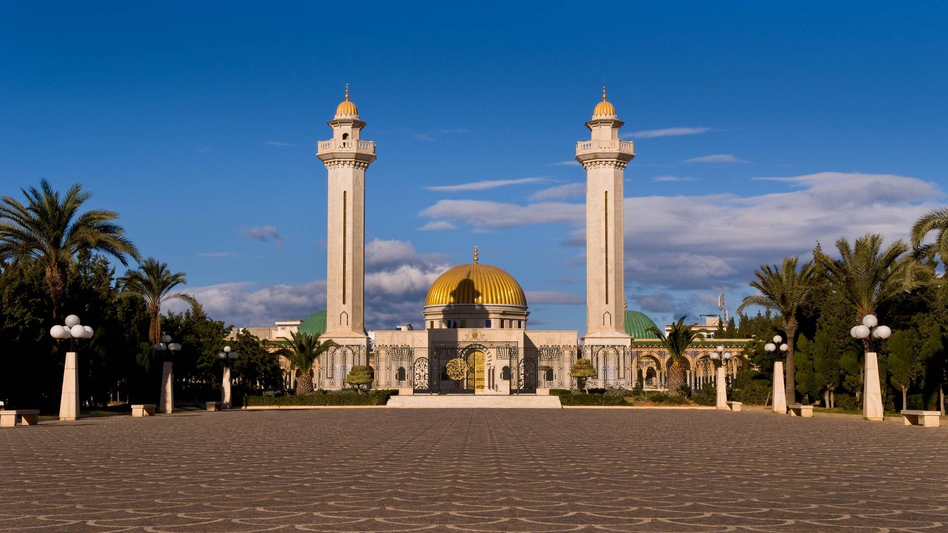 Мавзолей Бургибы, Монастир.